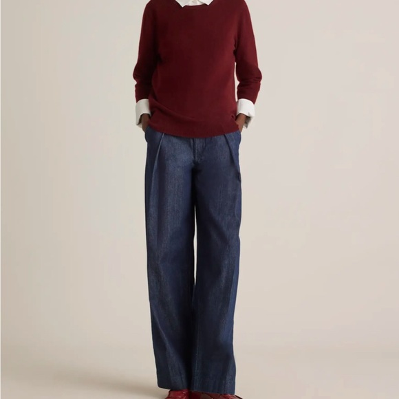 Mongolian Cashmere Crewneck Sweater NWT - Picture 2 of 2